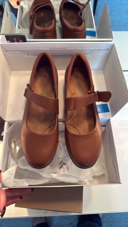 Mary Jane flats