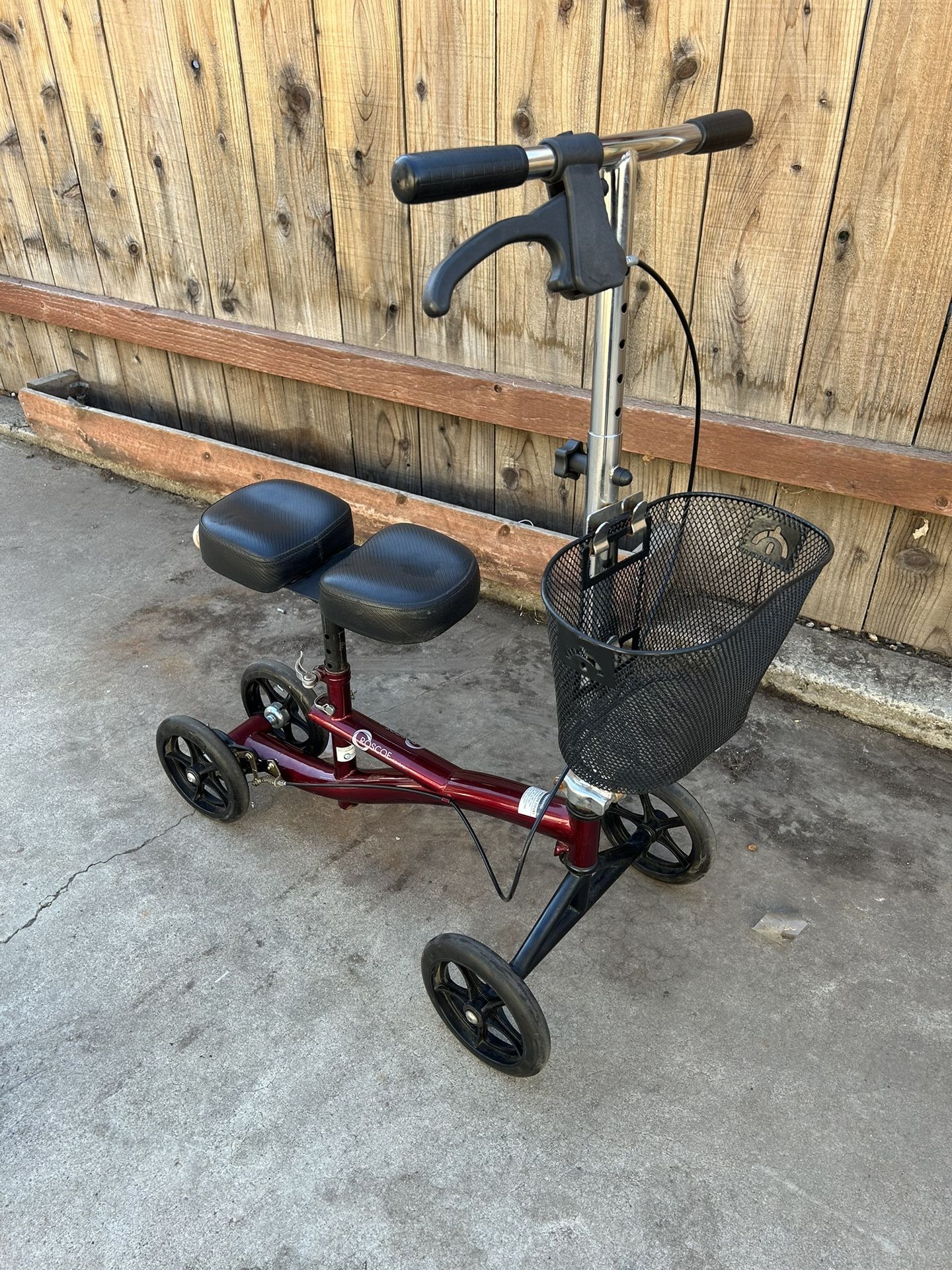 Rosco Knee Scooter W/ Brake & Basket