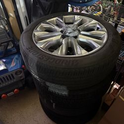 Wheels and Tires Toyota Bridgestone P235/55R20 102H