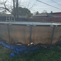 18x48 Above Ground Pool In Madera