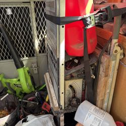 Skilsaw 10” Table Saw w/ Rolling Stand – Works Great!
