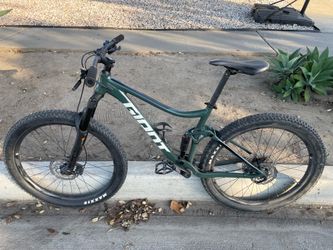 2021 Giant Stance 2 Medium 27.5