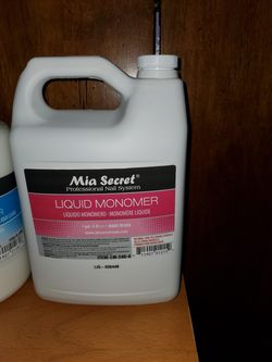 Mia secret monomer and acrylic