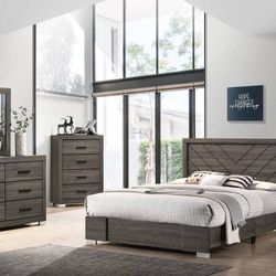 Queen Bed, 1 Night Stand, Dresser And Mirror 