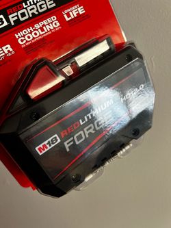 Milwaukee M18 Battery 12