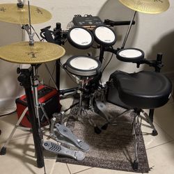Yamaha DTX-502 with Zildjian LV468