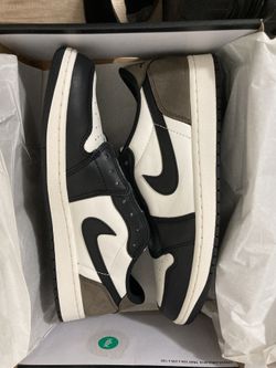 Jordan 1 Low Mocha