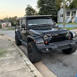 2013 Jeep wrangler Sahara