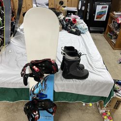 Nidecker Snowboard Package With Boots And Bindings 