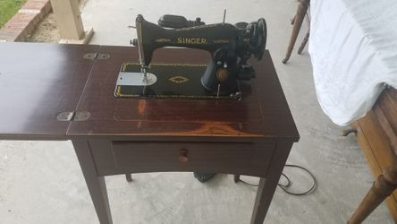 Vintage Singer Sewing machine