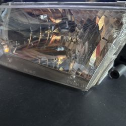 1998 Nissan Sentra / 200SX Driver Side Headlight