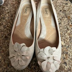 BOC women’s flats size 10 tan golden color with flowers used as shown 