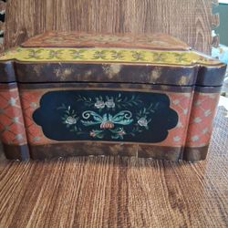 Castilian Imports Hand Painted Wooden keepsake/ Trinket Box 14"x11"x7" Vintage 
