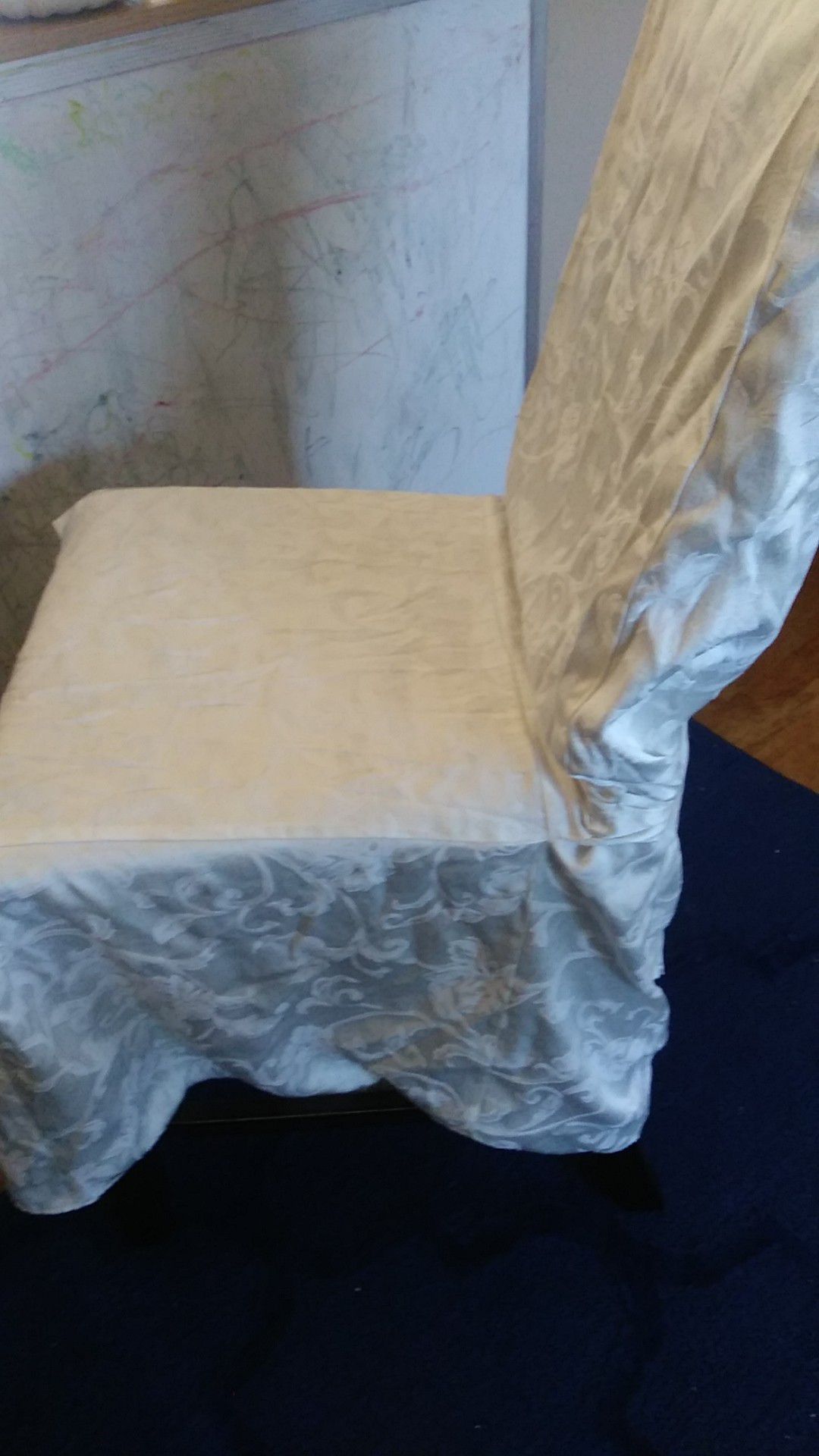 Cover chair
