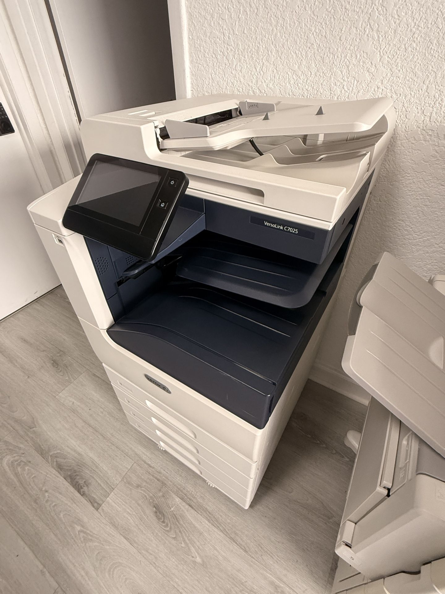 Printer Xerox Versalink C7025, Color Copier Machine