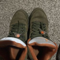 SIZE 12 Air Jordan retro Olives 