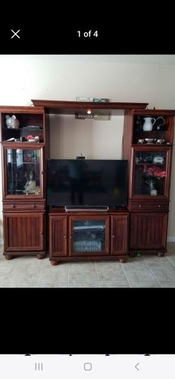 TV Console/Entertainment Center