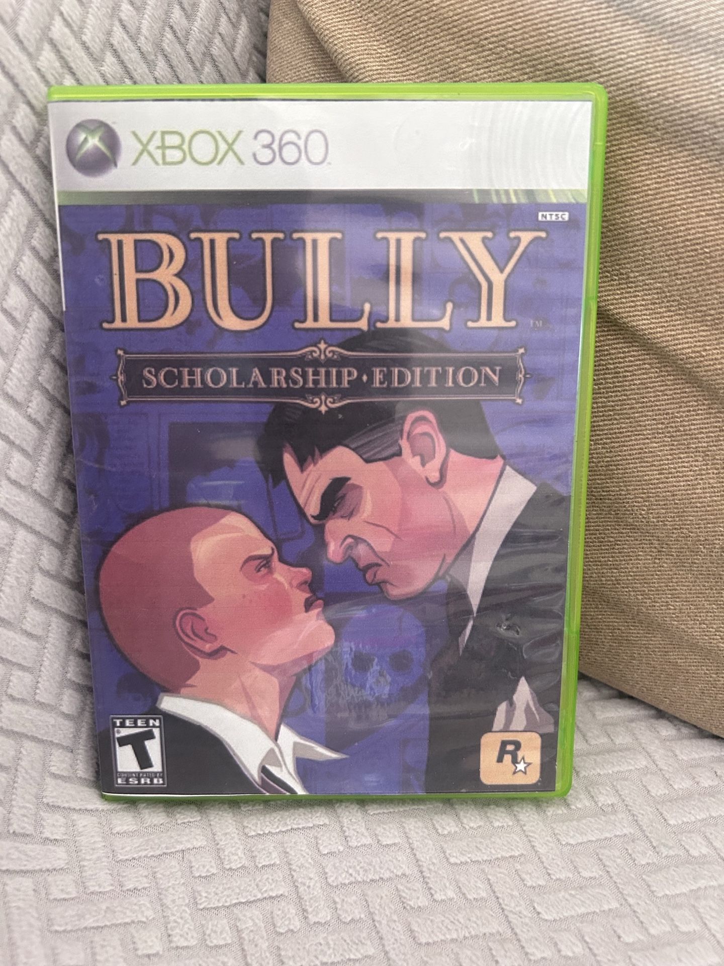 Bully (Rockstar Games) - xbox360- Excellent Condition