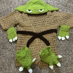 Baby Yoda Costume 