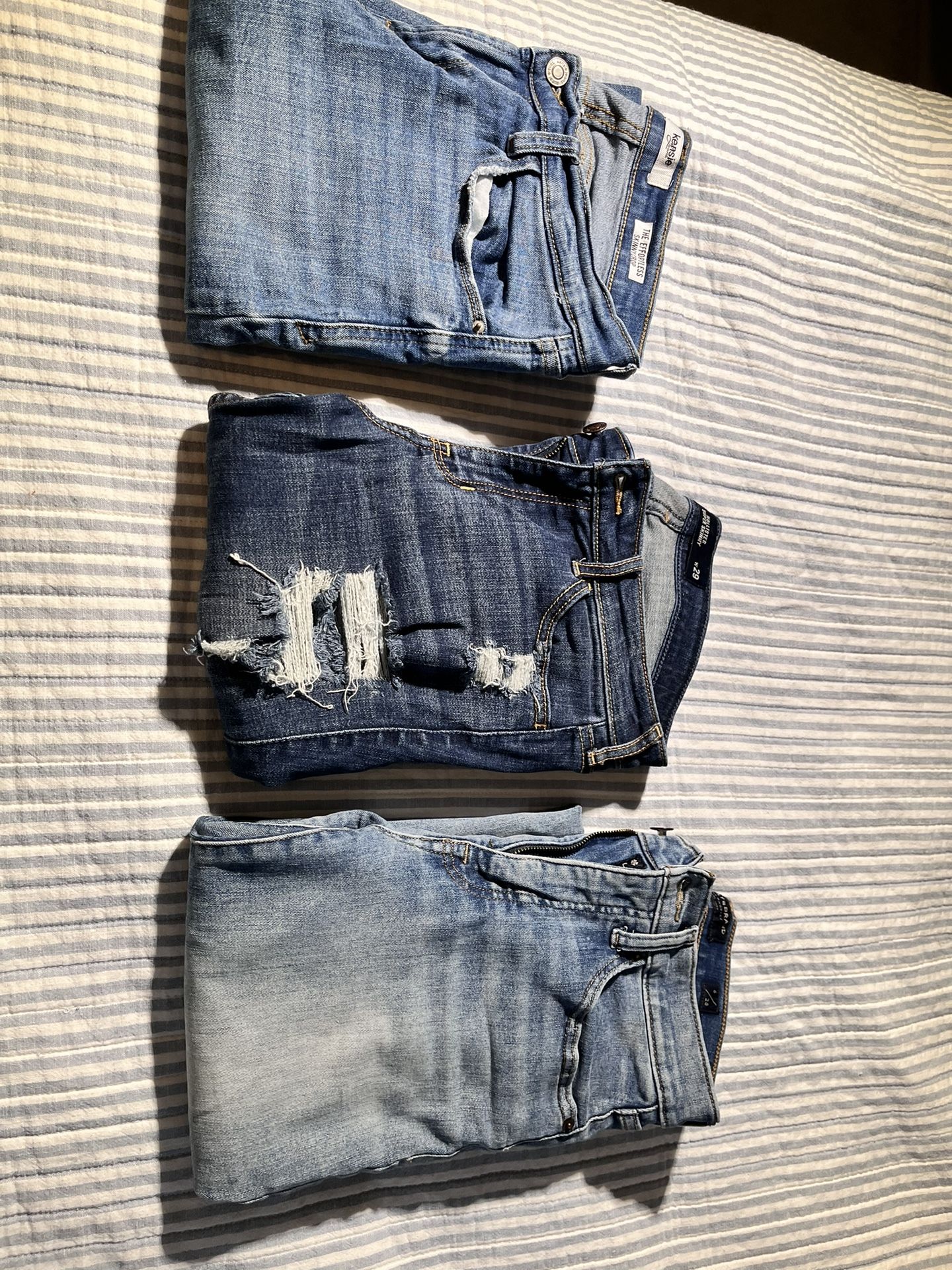 good quality jeans. In good condition. The price is for three pieces