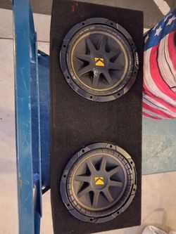 Kicker speakers sub and amp