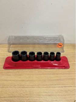 SNAP-ON 1/2” DRIVE SAE IMPACT SOCKET.