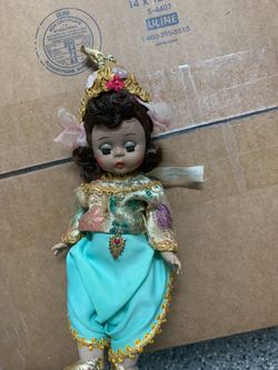 Madame Alexander doll, Friends from Foreign Lands #567, Thailand doll