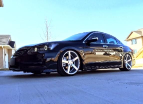09 Accord AM/FM Stereo