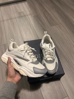 b22 white size 10/43