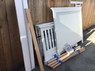 Silva Jackson Crib For Sale