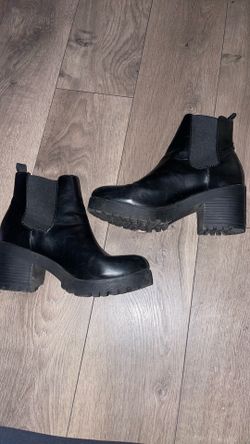Black Leather Chunky Heel Boots 