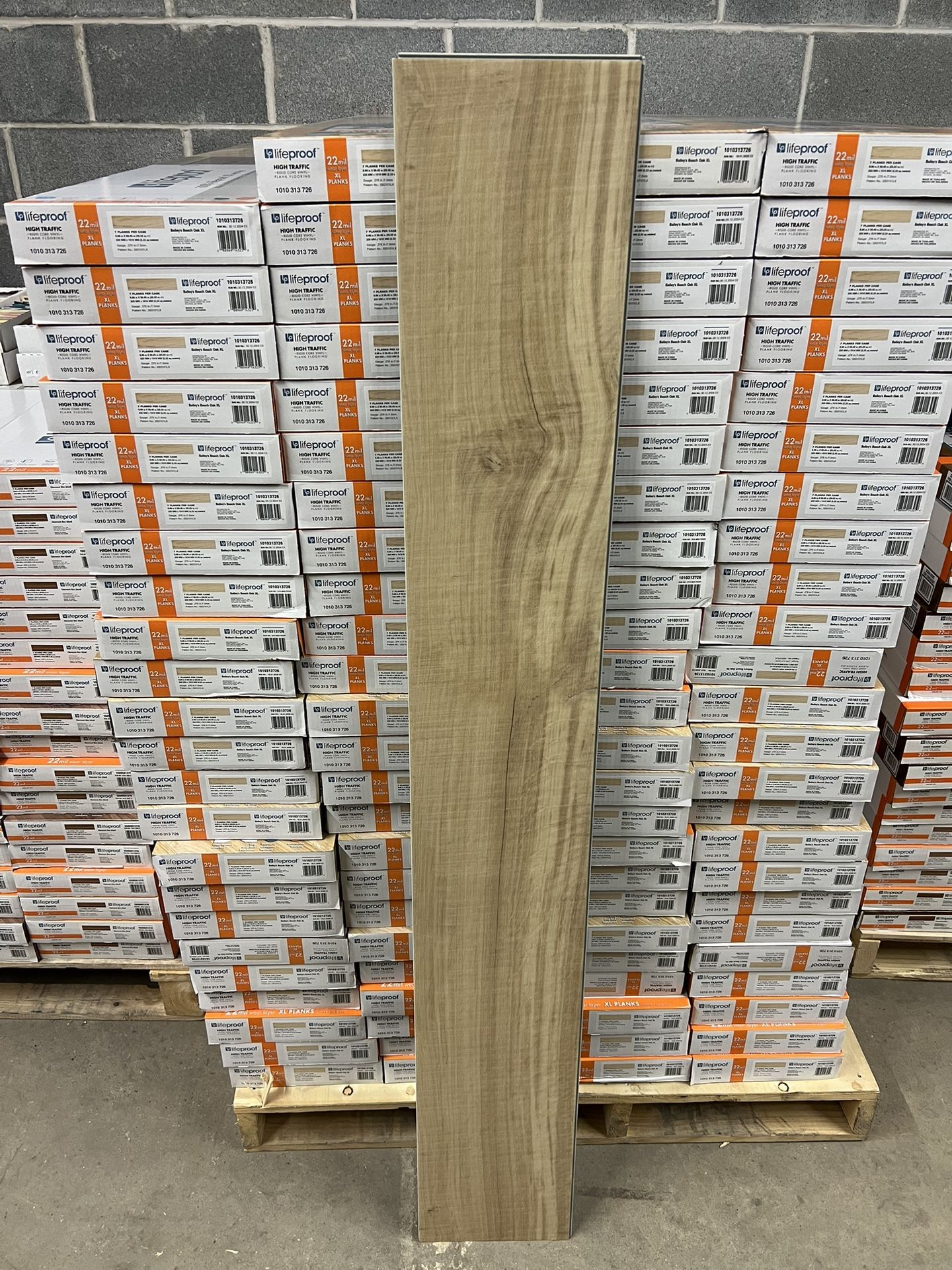 Lifeproof Bailey Beach Oak Click Lock LVP Flooring