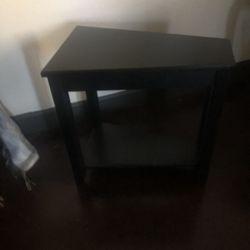 Side Table Triangle 