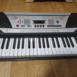 61 Keys Electric Keyboard