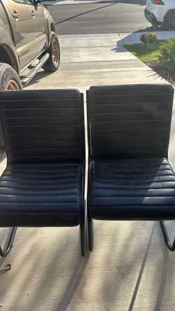 2 black chairs