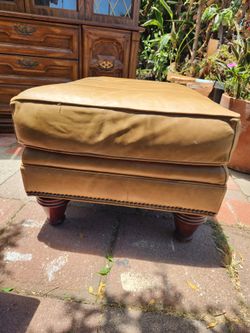 Vintage Leather foot rest