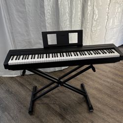 YAMAHA P71 88-Key Weighted Action Digital Piano