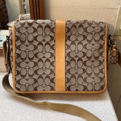 Coach Messenger Bag 