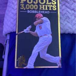 Albert Pujols 3000 Hit Bobble head Never Opened