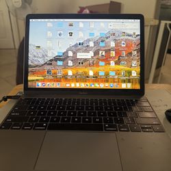 Macbook (Slim)