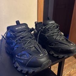 Balenciaga Tracks 