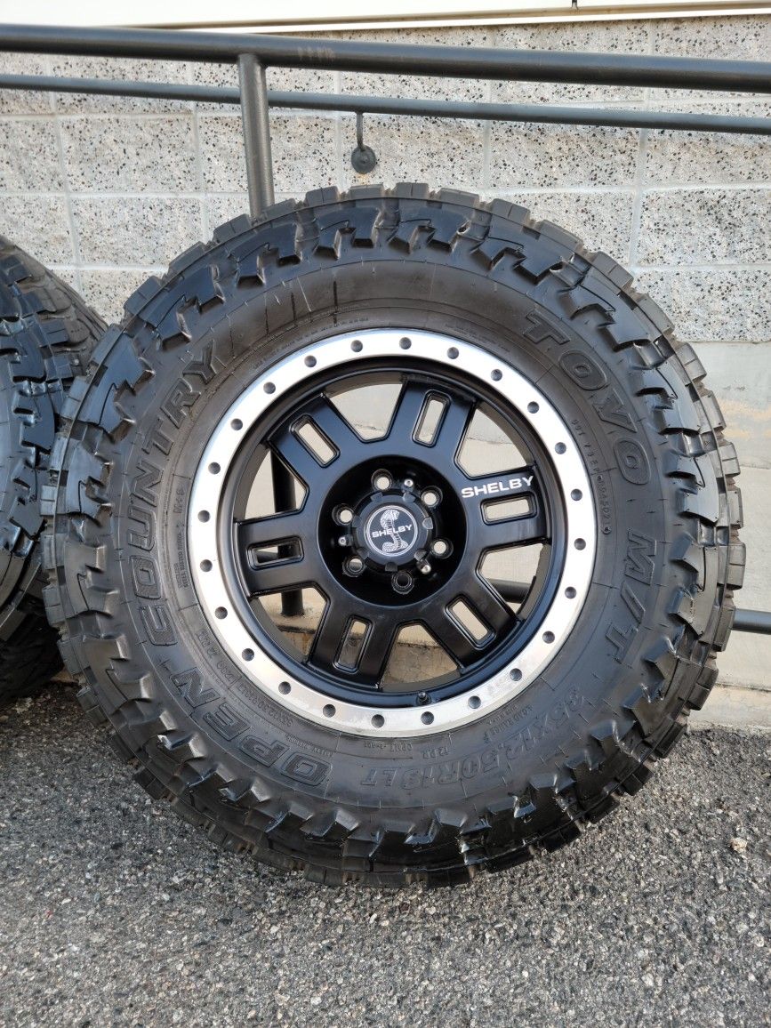 18" Ford F150 Roush Shelby rims w/ 35" Toyo MT Tires