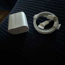 Fast iPhone Charger USB C Lighting Cable Set With Wall Plug