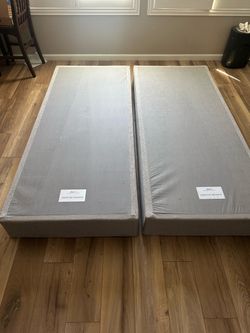 Two Twin or One King tempur-pedic foundation flat box springs