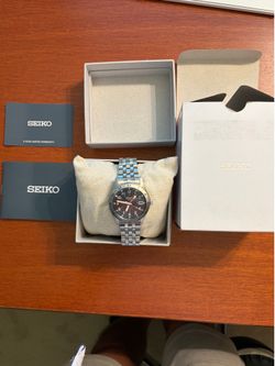 Seiko 5 Sports Field series GMT