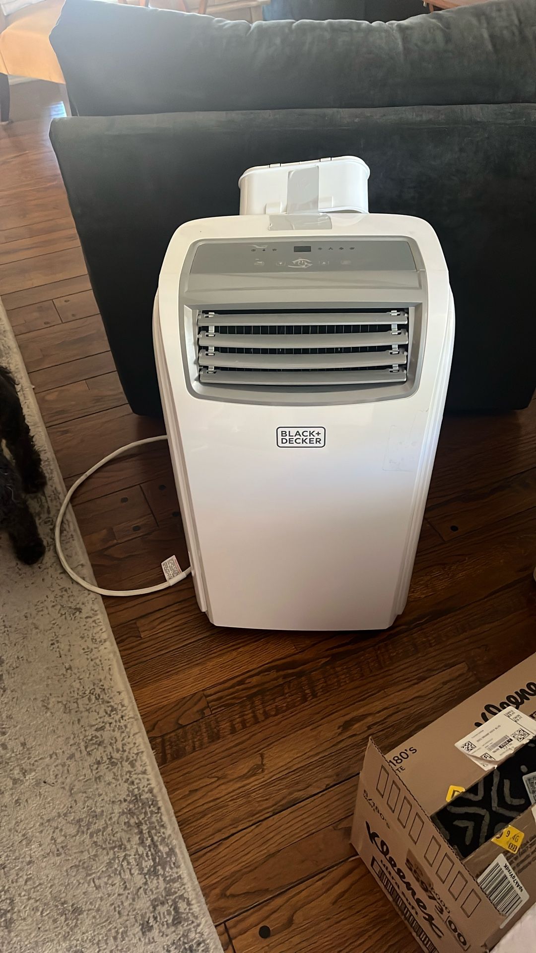 ROOM AIR CONDITIONER