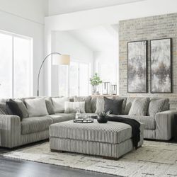 Lyndon 5 Pc Over Size Sectional. 