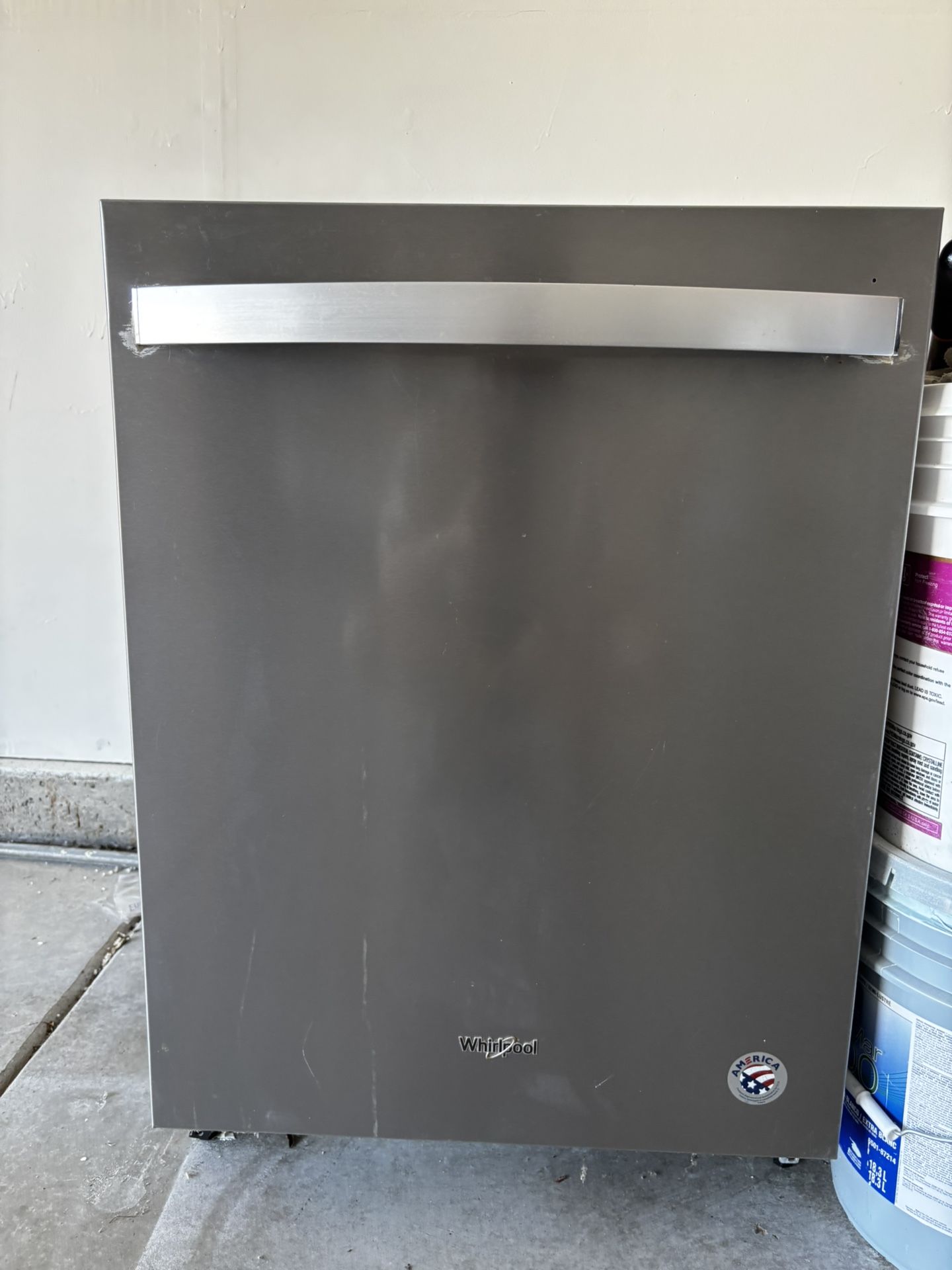 Whirlpool Dish Washer For Sell