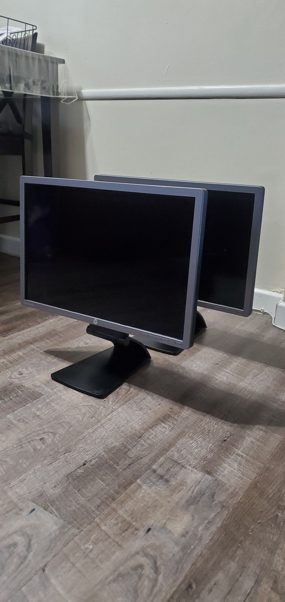 HP Monitor like new!! 24" Ultrawide. $30 each or $50 for both. All cables included!