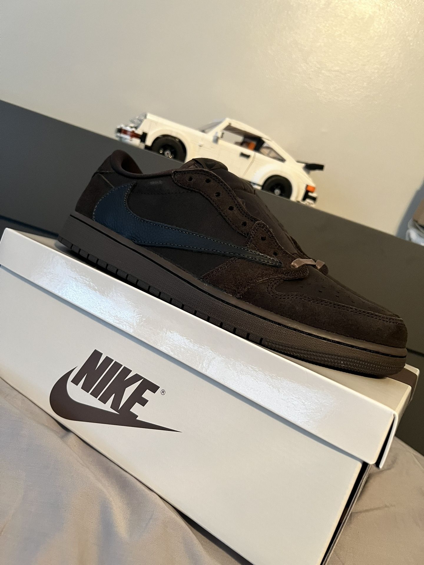 Jordan 1 Low Velvet Brown Size 12